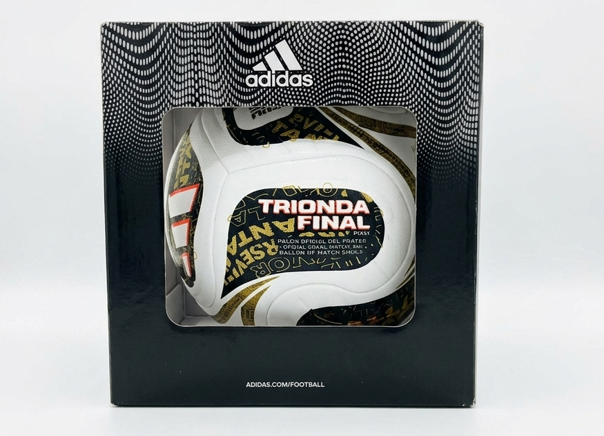 Adidas FIFA World Cup 2026 Trionda Final Club Competition Soccer Ball Size 5